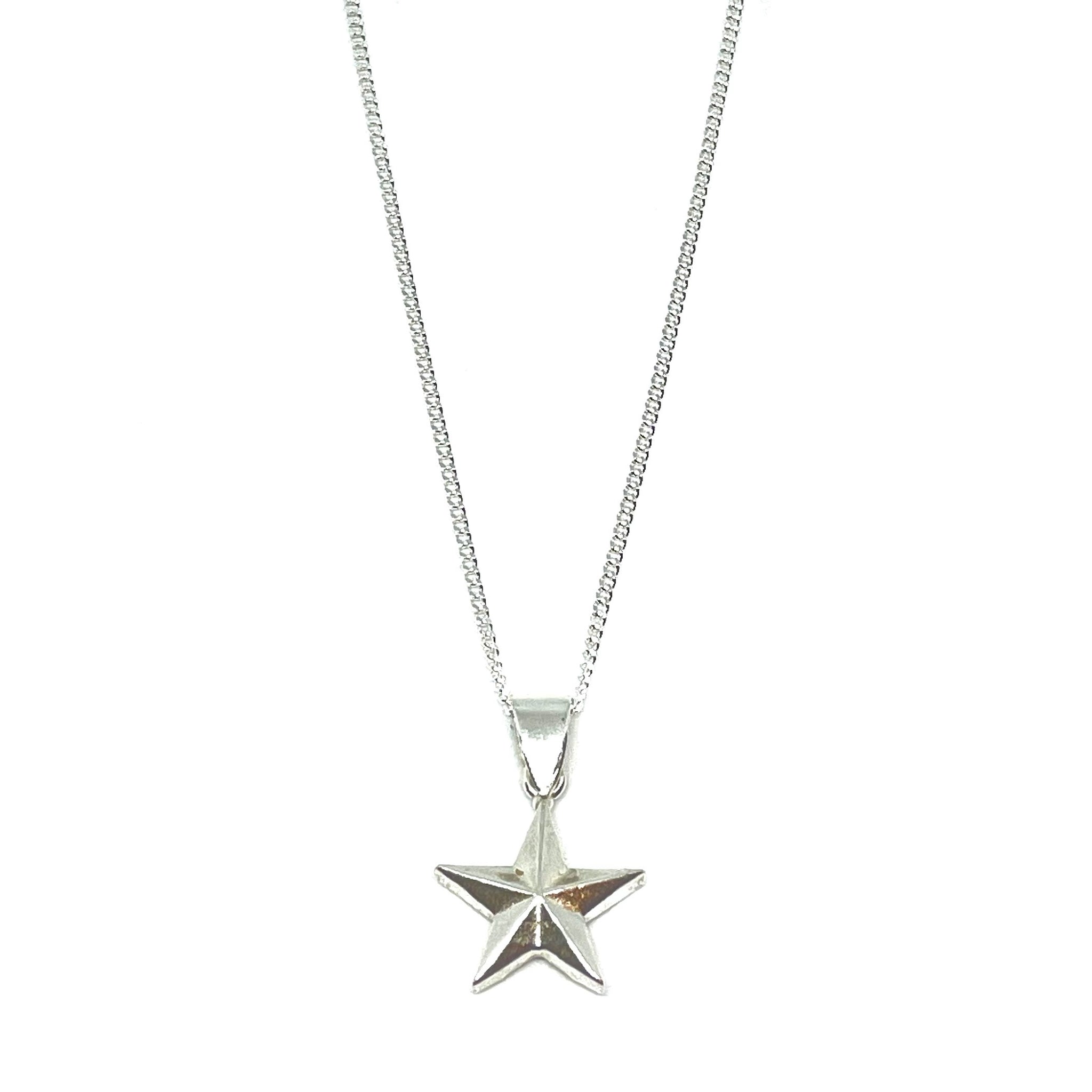 STAR NECKLACE